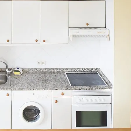 Samil Primera Linea De Playa 2h *